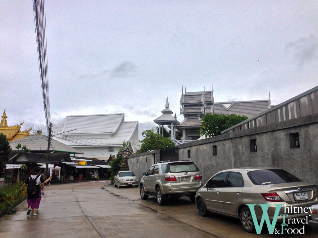 chiang rai wat rong khun 1