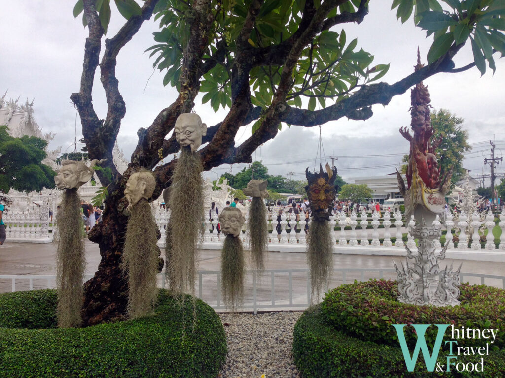 chiang rai wat rong khun 2