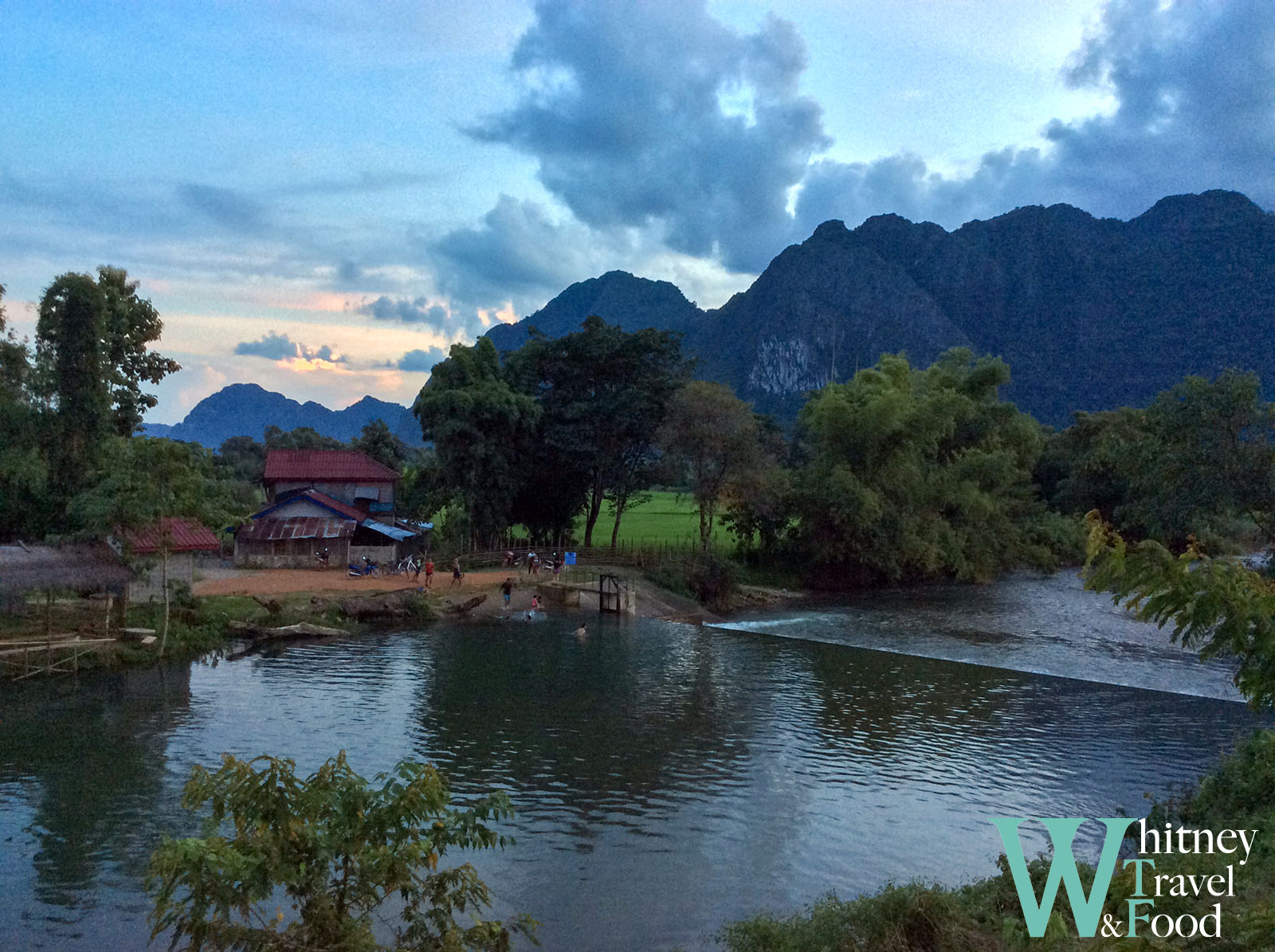 vang vieng attractions 13